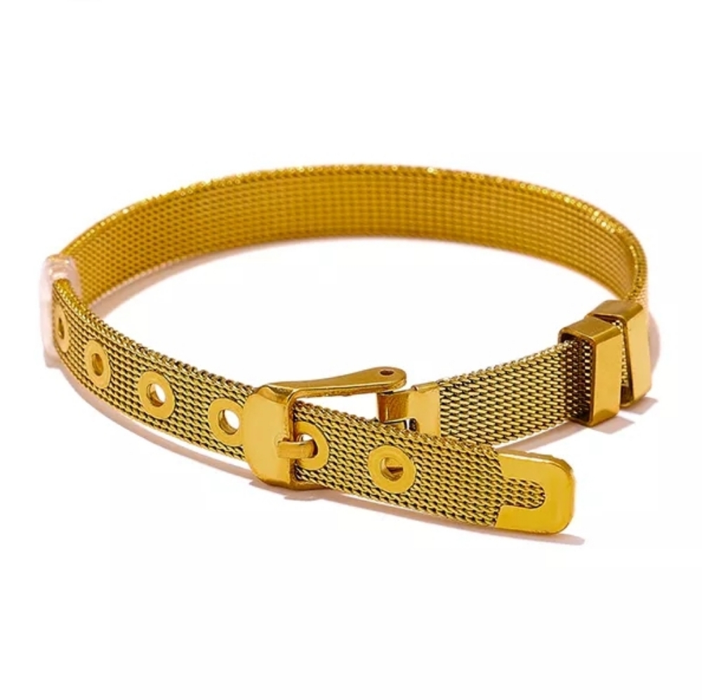 Chic Bangle Bracelet